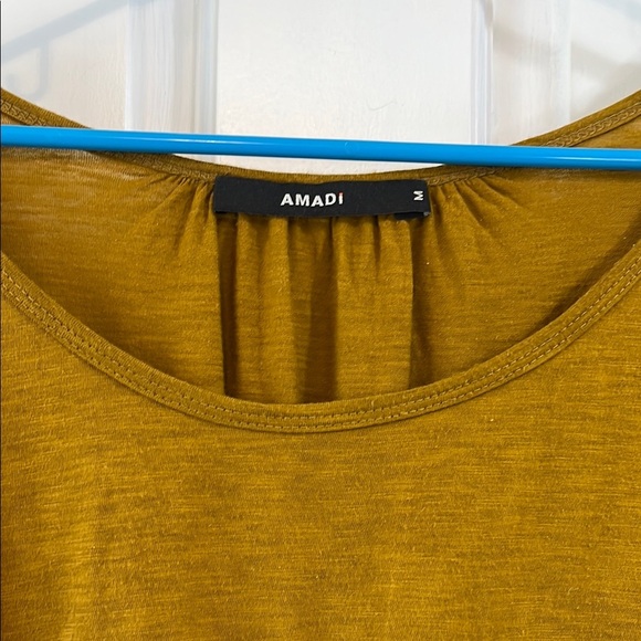 Amadi Brown Scoop Neck Short Sleeve Contrast Back Blouse - Size Medium - Picture 11 of 14